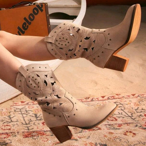 Shoes - Women's Fashionable Mid-Calf Boots Suitable For Vacation